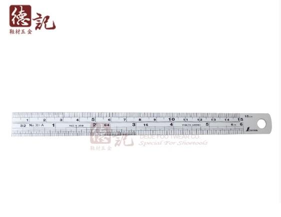 Thước thép thẳng 15cm shinwa
