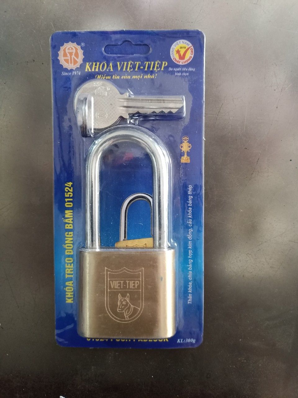 Ổ khóa bấm việt tiệp càng dài 01524 - 50mm