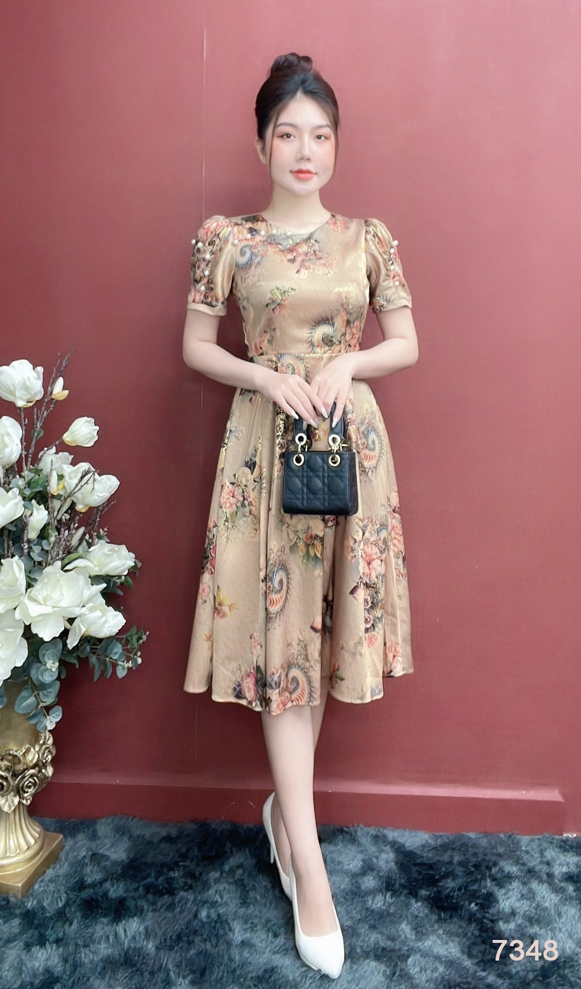 Đầm emy em7348 xoè cổ tròn lụa vân pháp lvp