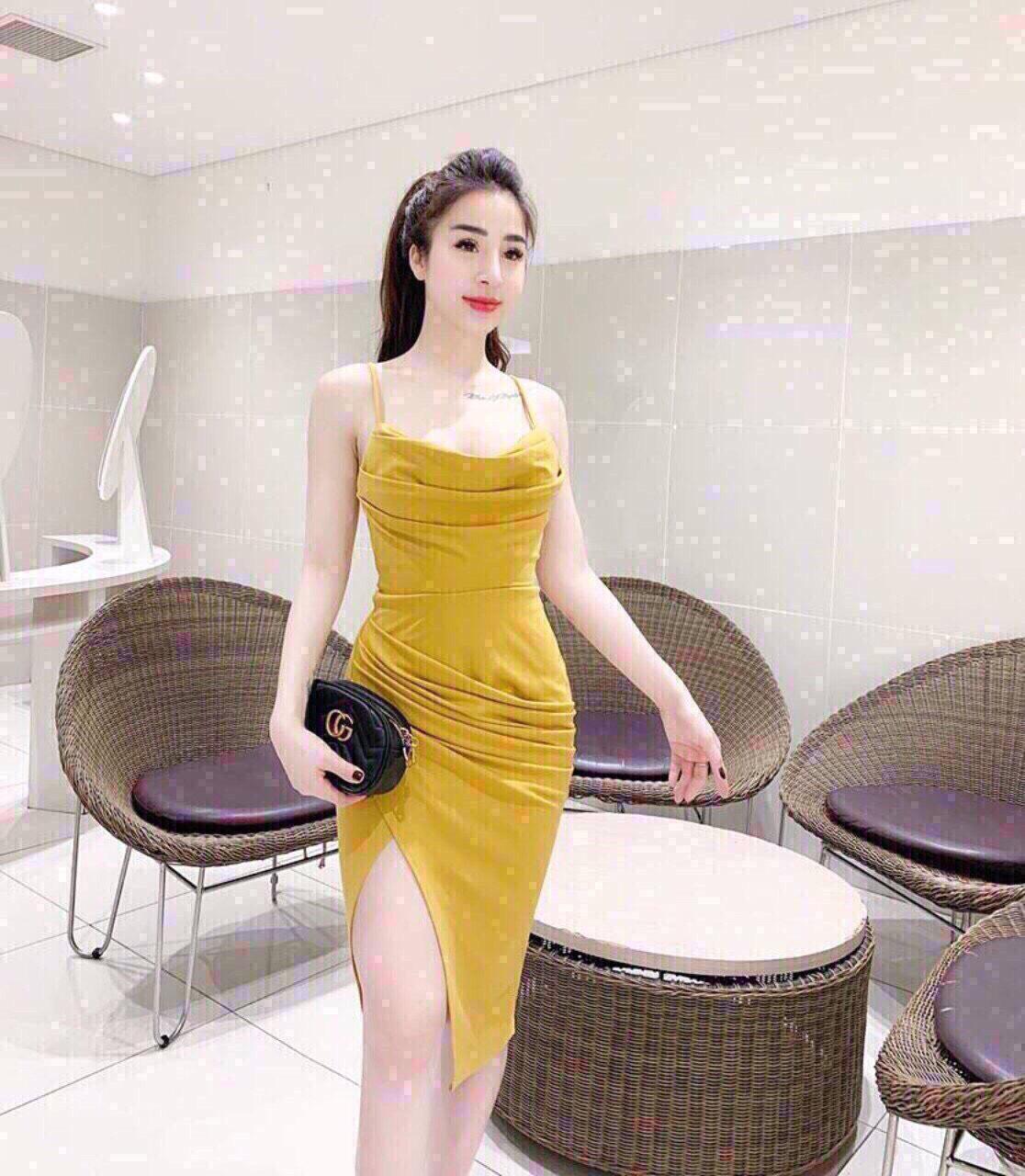 Đầm body 2 dây có mút ngực sexy tươi trẻ qc
