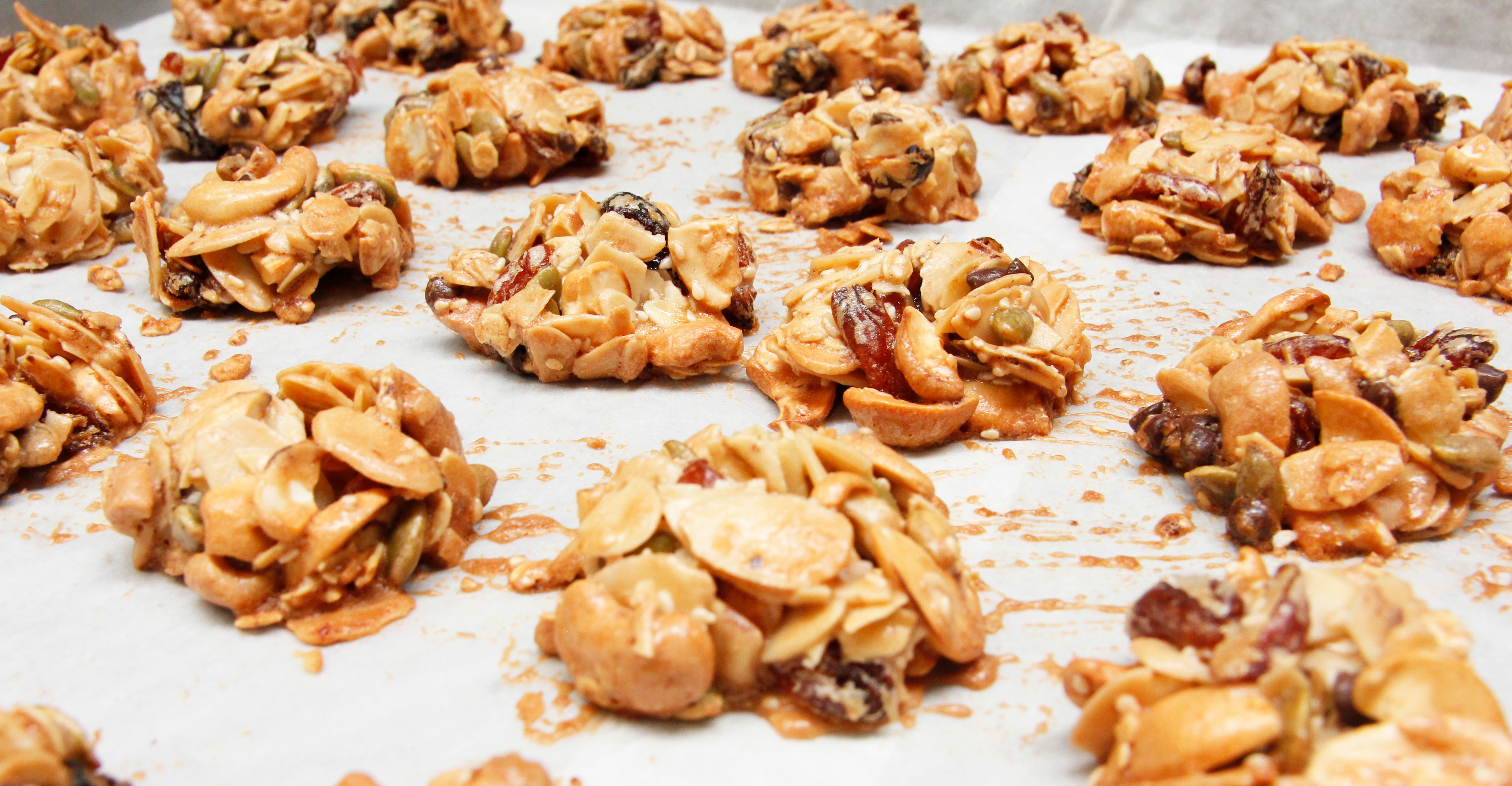 Bánh hạt dinh dưỡng [ 200gr ]