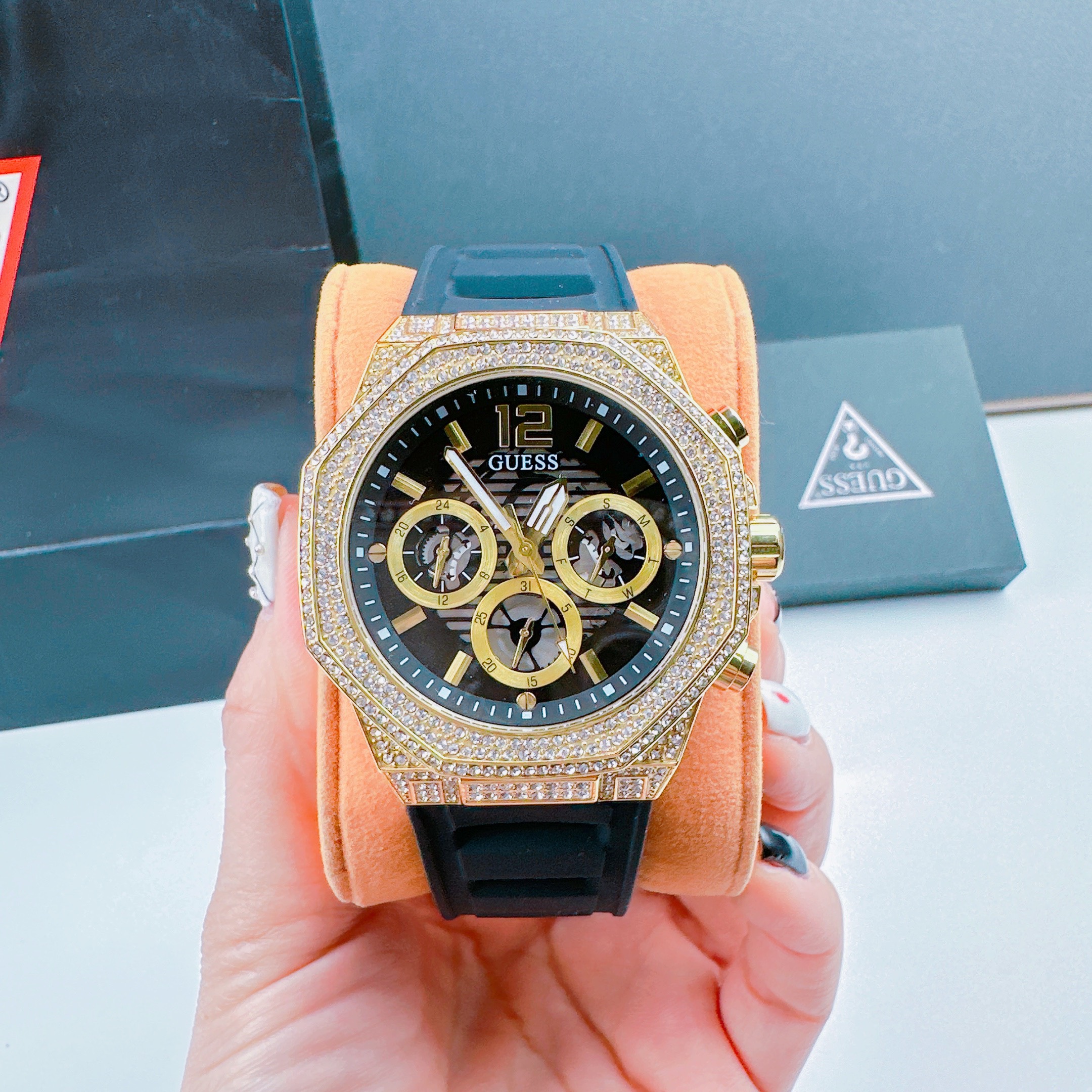 Đồng hồ đeo tay nam dây silicon cao cấp chống nước thể thao Guess GW0518G2 size 44mm fullbox , shop kiwi
