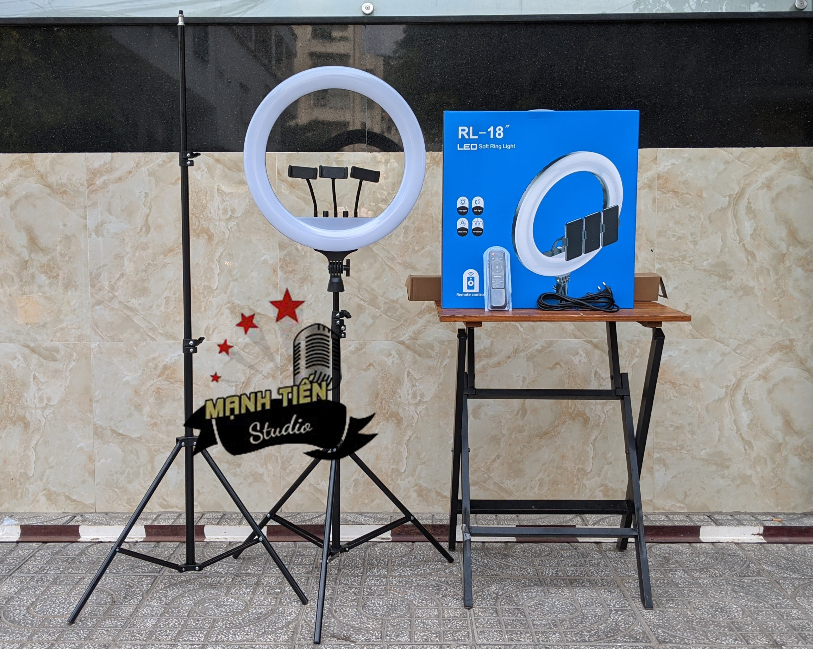 Đèn LED Livestream 45CM RL-18 3 kẹp đt hộp xanh biển , hỗ trợ bán hàng livestream facebook - bigo - quay tiktok, studio,  make up trang điểm phun xăm thẩm mỹ, spa, nối mi tiệm tóc bán hàng online - chính hãng, giá rẻ bao thị trường