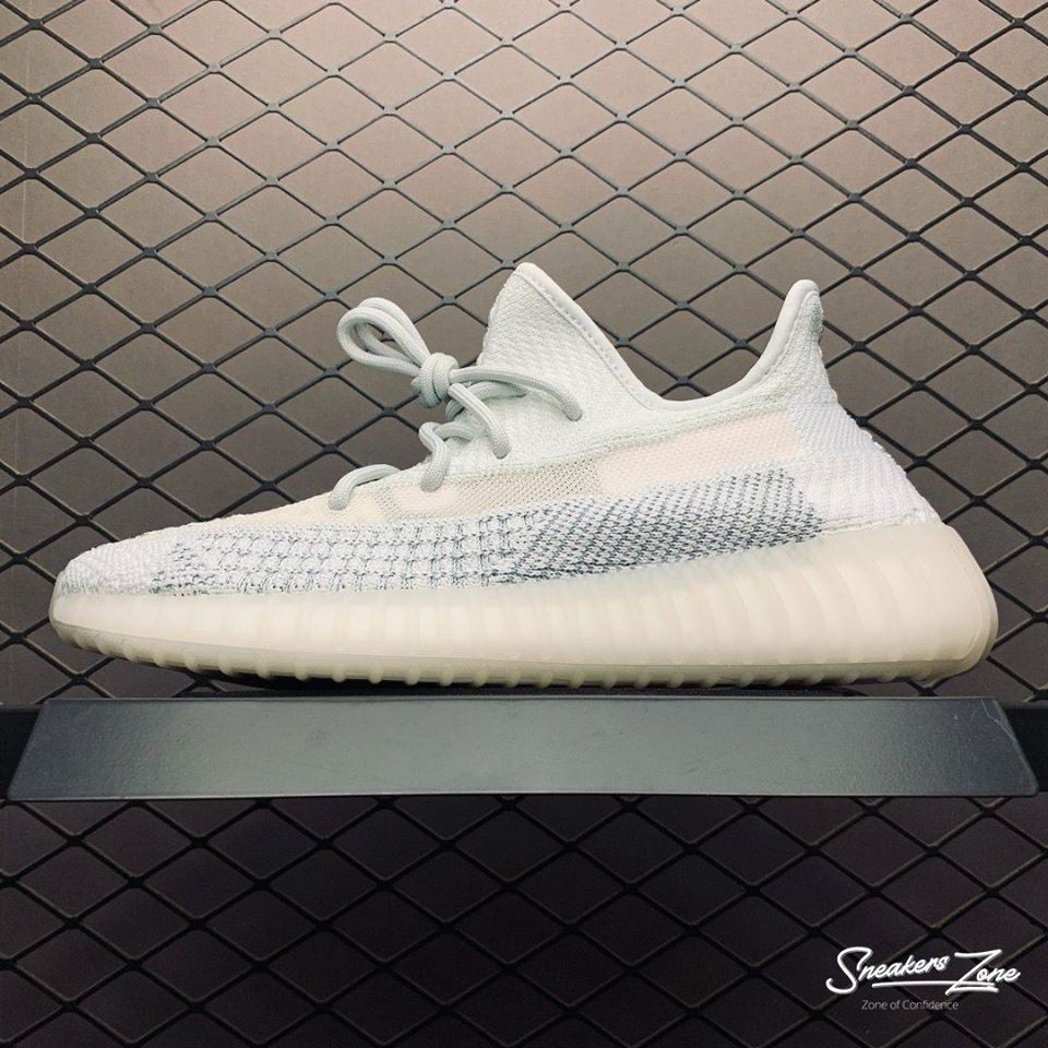 (FREESHIP+HỘP+QUÀ) (FULLBOX - TẶNG MÓC KHÓA) Giày Thể Thao Sneaker Sneakers YEEZY 350 V2 CLOUD WHITE Trắng Xanh Cực đẹp Và Phong Cách Cho Cả Nam Và Nữ SNEAKERS WORLD