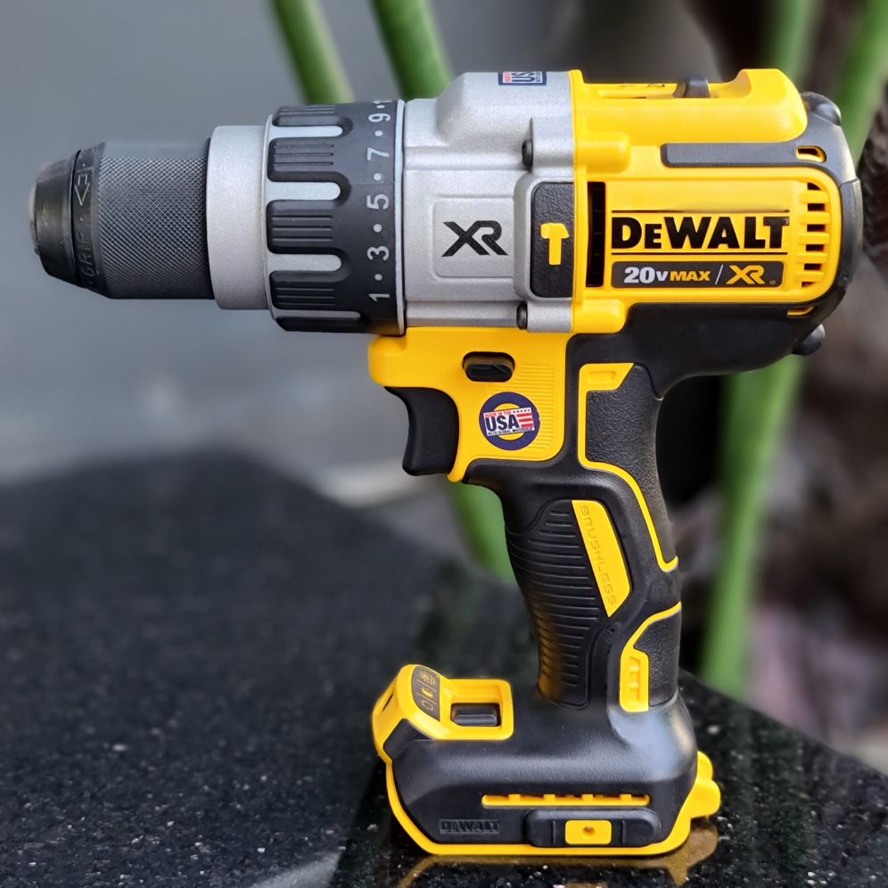 Thân máy khoan dùng pin DeWALT 18V DCD996N-KR