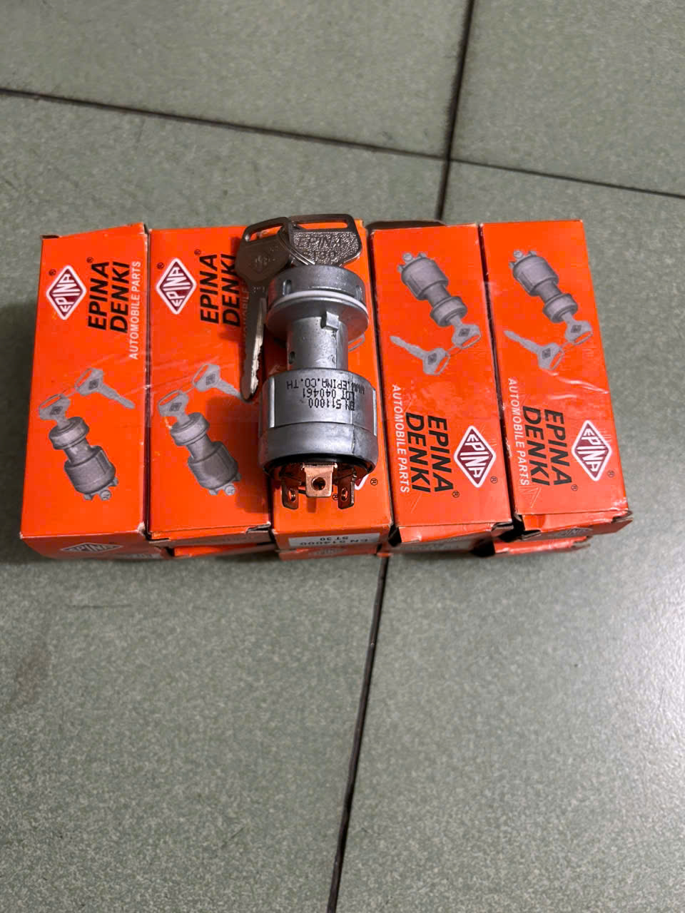 Ổ khoá đề (ổ khoá điện) 3 chân EPINA DENKI sử dụng cho xe tải, ô tô, xe máy, xe nâng, máy xúc... giá 1 cái,