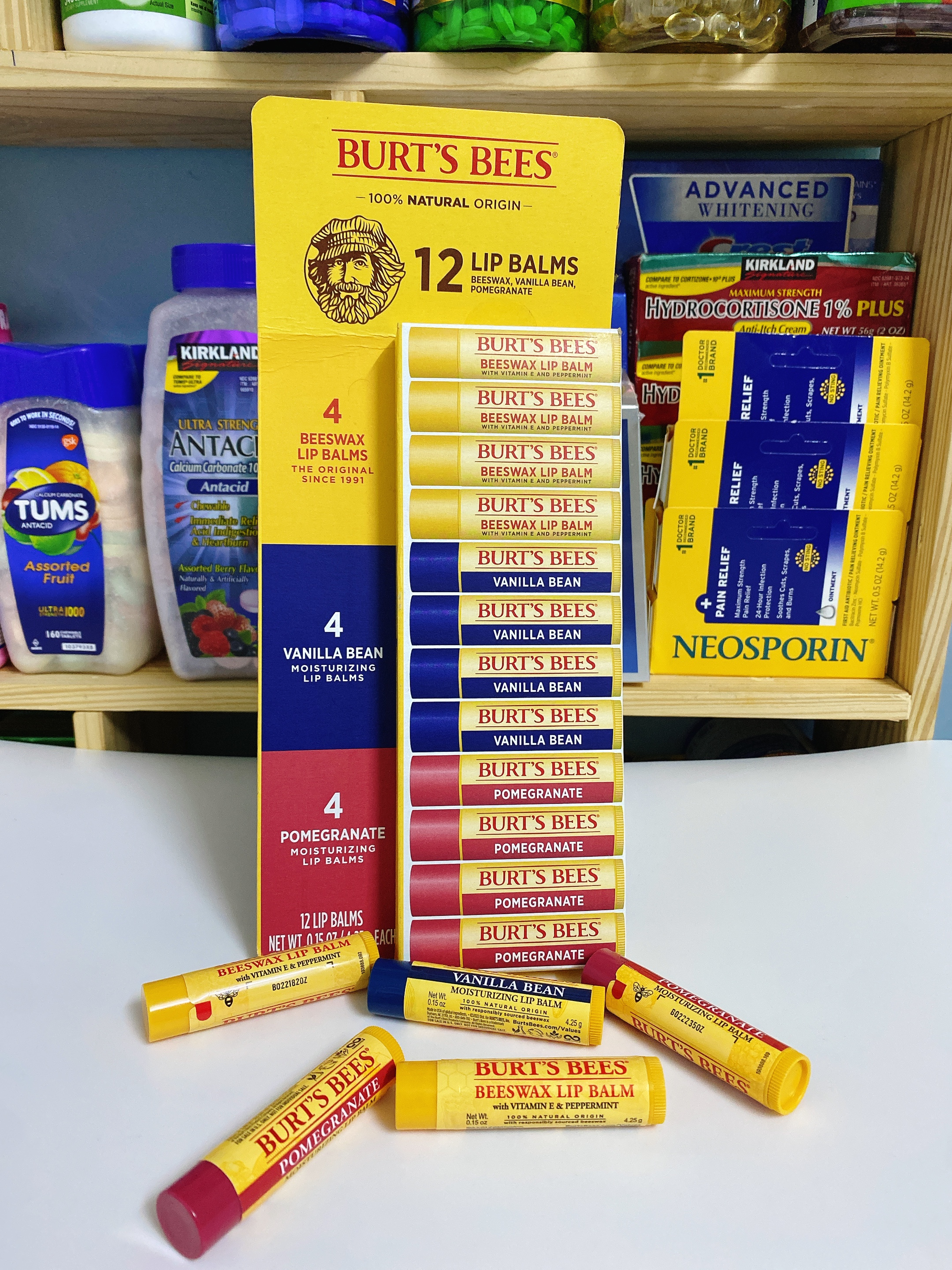 Son dưỡng môi burt’s bees lip balm 4.25g