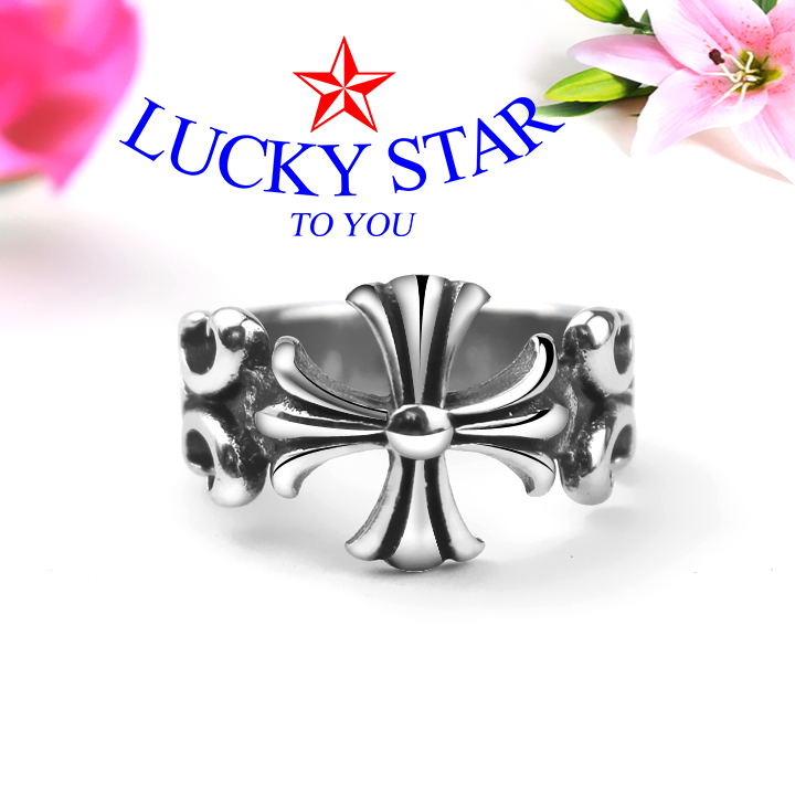 Nhẫn chrome hearts cá tính