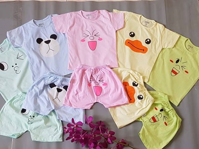 Quần áo trẻ em: Set 5 bộ quần đùi áo cộc cotton 2 chiều thú mỏ vịt từ 3-14kg