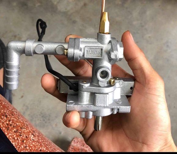 Ổ cụm đánh lửa bếp khè taiwan taiwan cho bếp gas công nghiệp / bếp khè công nghiệp-tặng núm bật