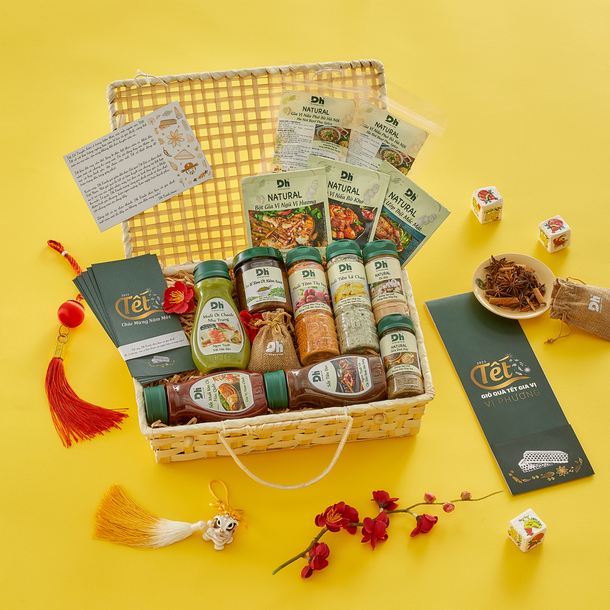 VỊ PHƯƠNG -Giỏ Quà Tết 2023- Bộ sản phẩm Gia Vị Dh Foods - Hộp Gia vị Đặc Sản Dh Foods - Quà Tết 2023