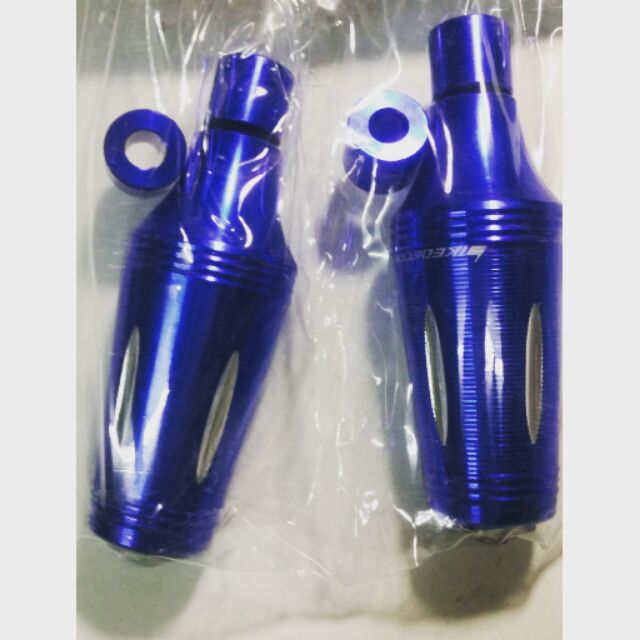 Gù chống đổ xe máy sau cnc 2020 chính hãng rizoma mẫu hình cổ chai