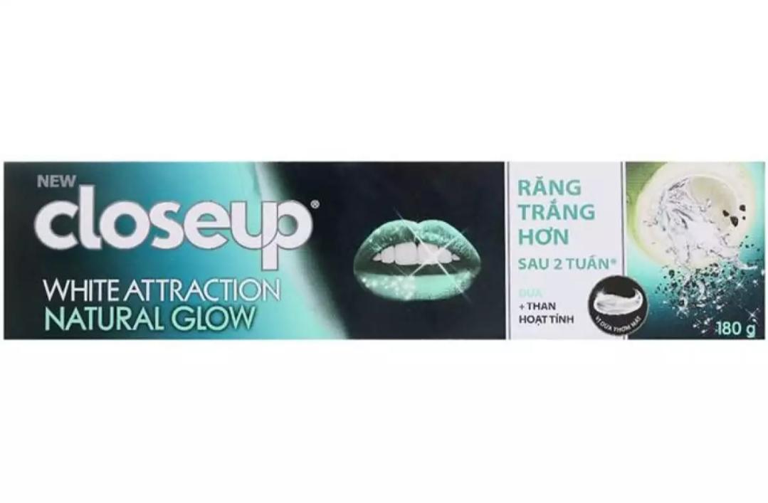 Kem đánh răng close up dừa 180gr
