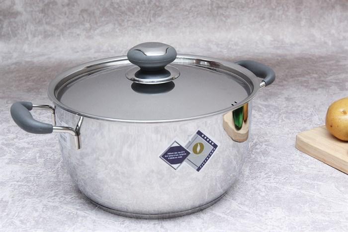 Nồi Inox 430 bếp từ 3 đáy FiveStar Standard 16cm. quai Silicon chống. nóng nắp inox.Tặng 5 muỗng inox