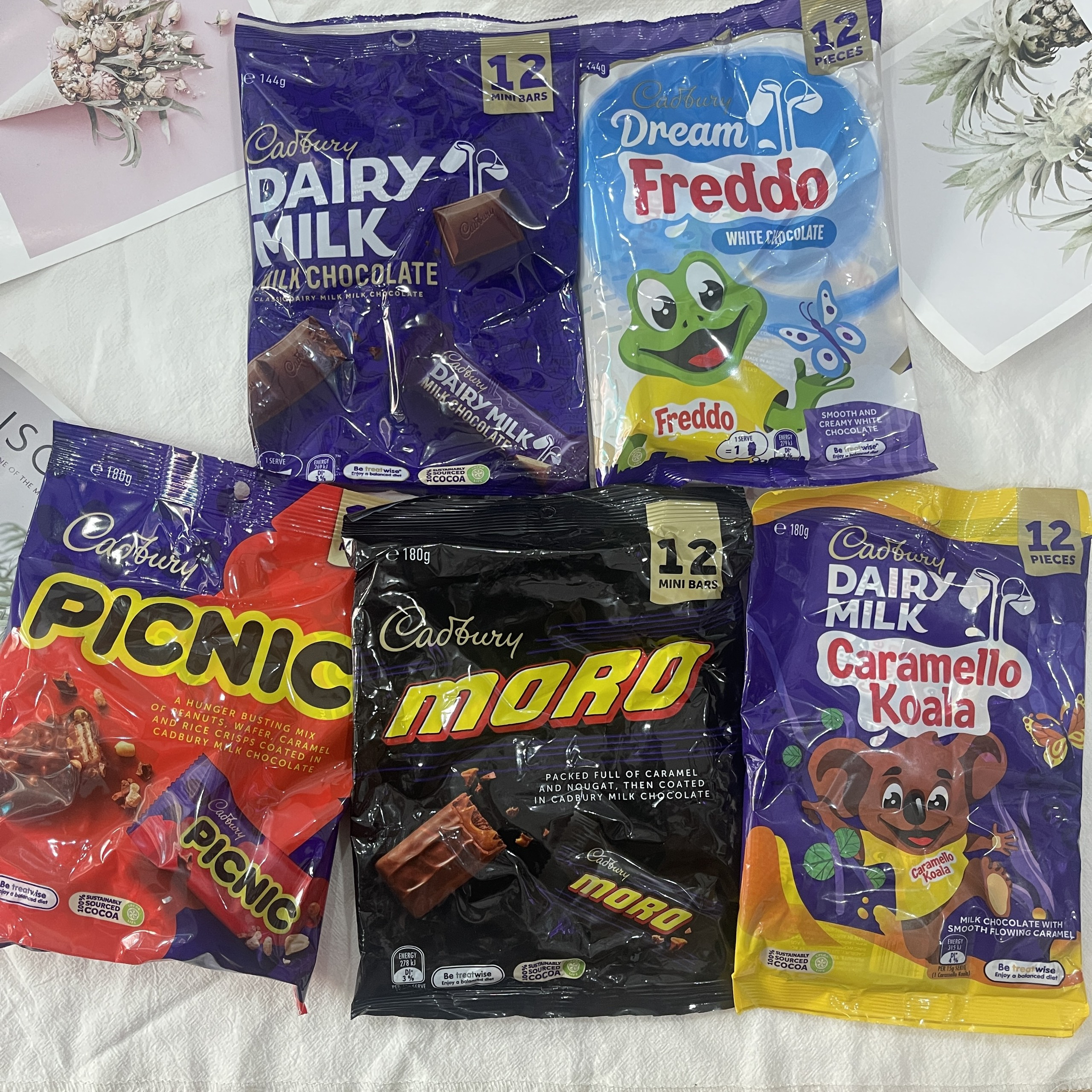 Socola Cadbury Dairy Milk dạng gói 12 thanh nhỏ