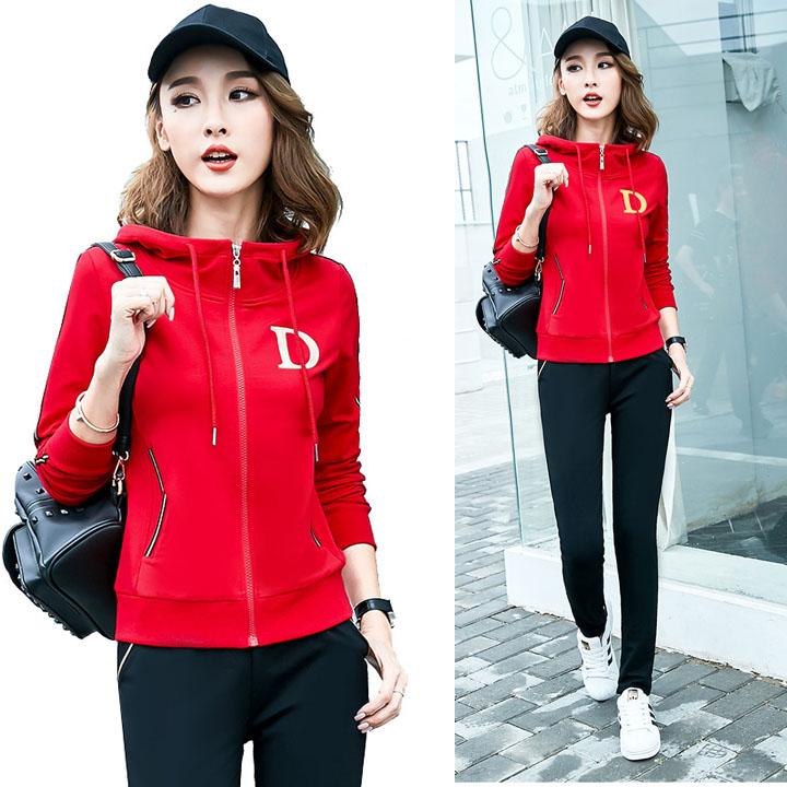 Bộ đồ thể thao nữ thêu chữ d - tt288