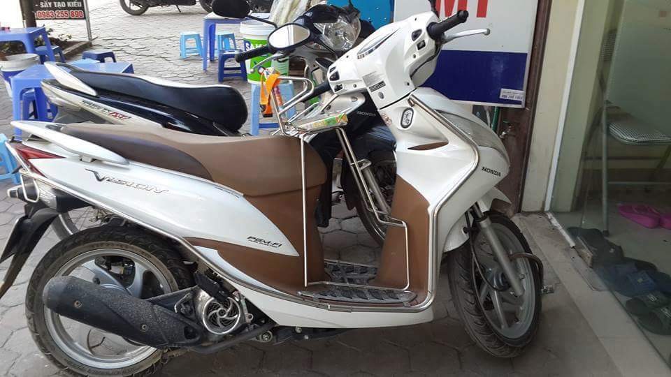 Ghế ngồi xe máy cho bé vision tựa