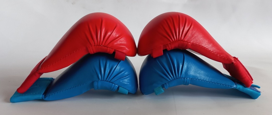 Găng Karatedo tập Luyện