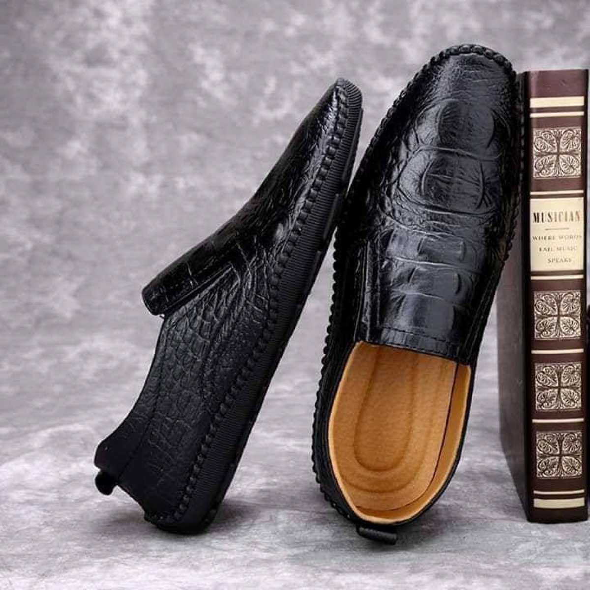 [ CHUYÊN SỈ ] Giày Lười Da Nam-Da Bò Dập Vân Cá Sấu Nổi Đẹp 2020 Full Size 38 Đến 43 – A GIAY  | Tặng kèm đón gót trị giá 39k| Hàng Chất Lượng - Đế Mềm Chống Trượt - Thoáng Khí - Dễ Phối Đồ