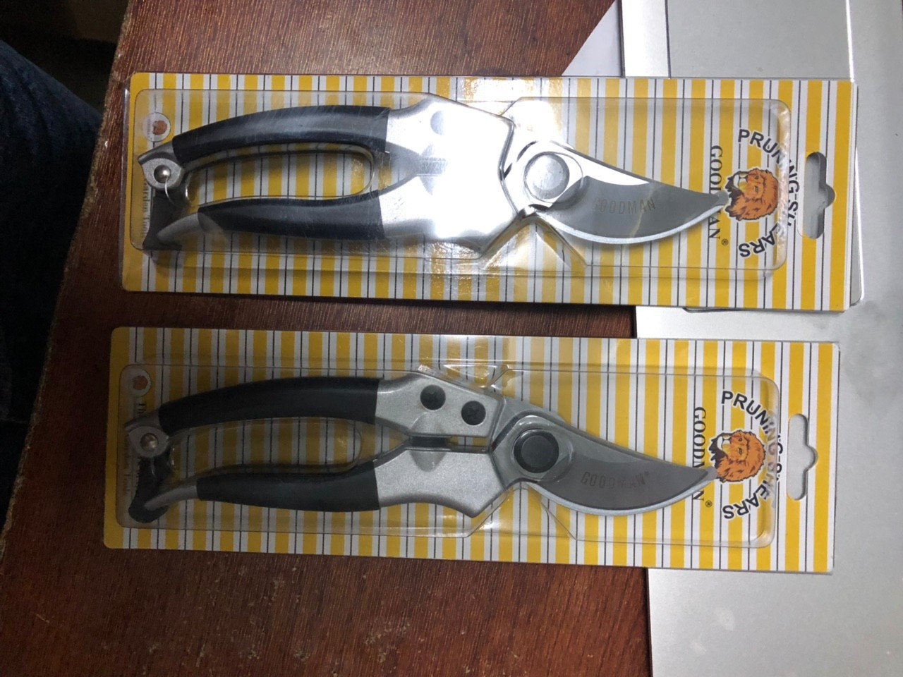 Kéo cắt cành cây goodman