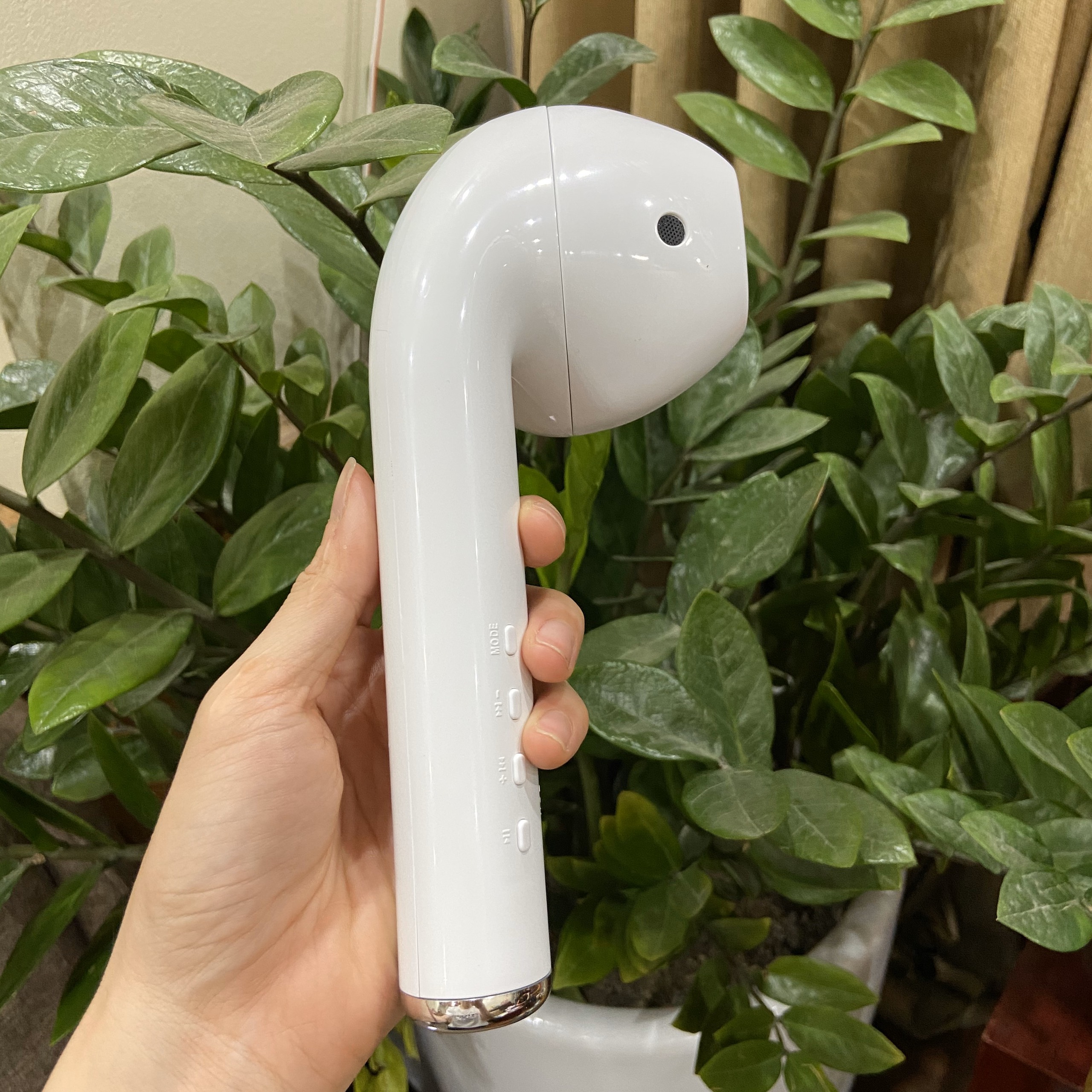Loa Bluetooth Hình Tai Nghe Airpod Khổng Lồ + Ảnh thật + Âm thanh chất + Bảo hành 6 tháng lỗi 1 đổi 1