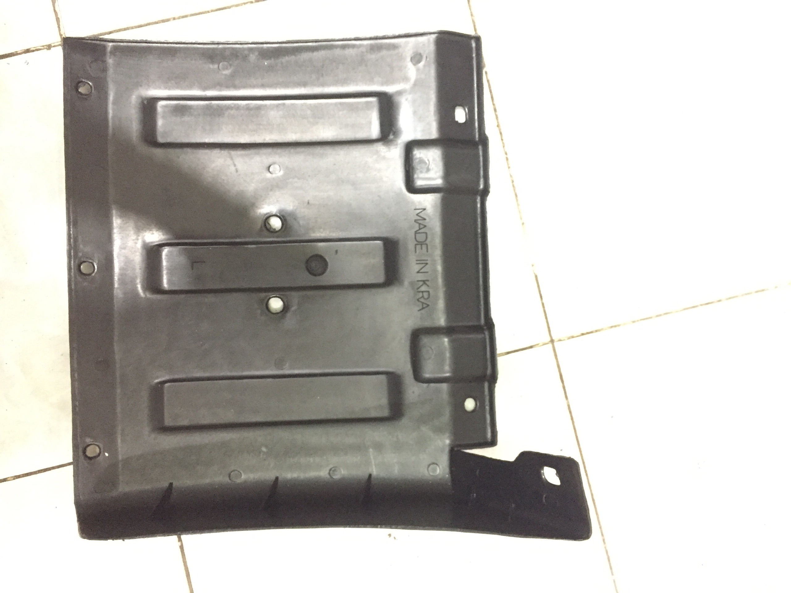 Chắn bùn bánh sau Kia k2700 k3000 k165 k190 k125