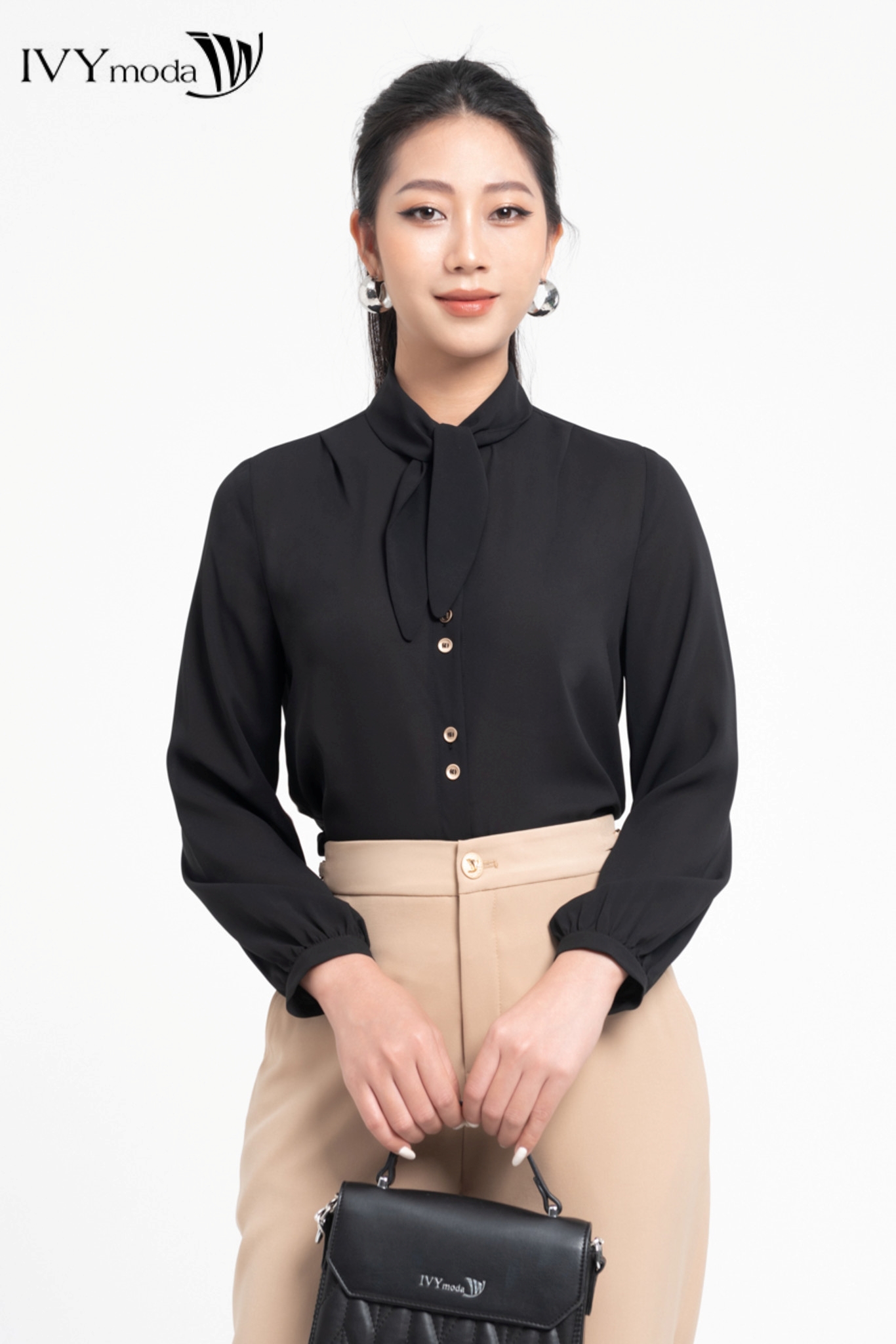 Áo lụa cổ thắt nơ ivy moda ms 17m8168