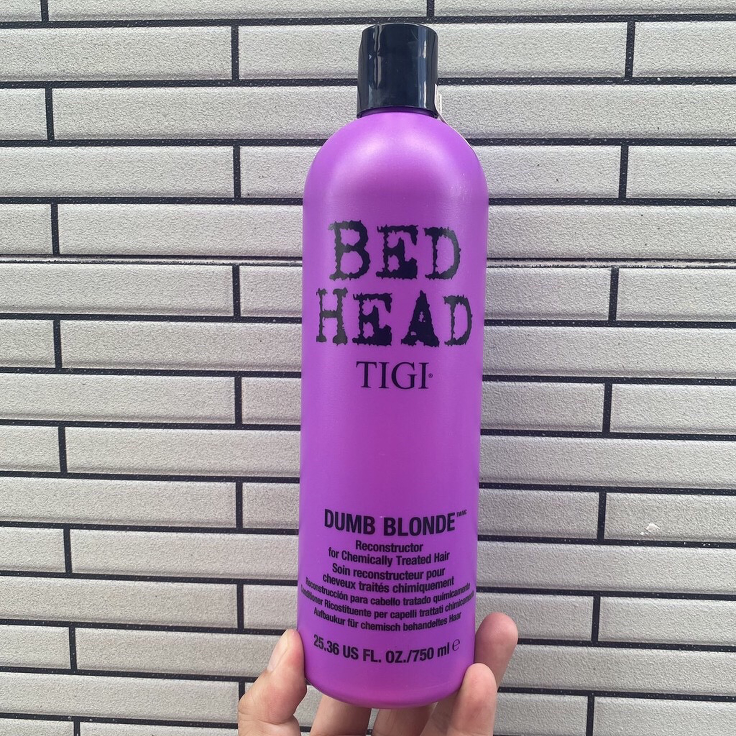 HCMDầu xả tái tạo dành cho tóc nhuộm tông lạnh Tigi Bed Head Dumb Blonde