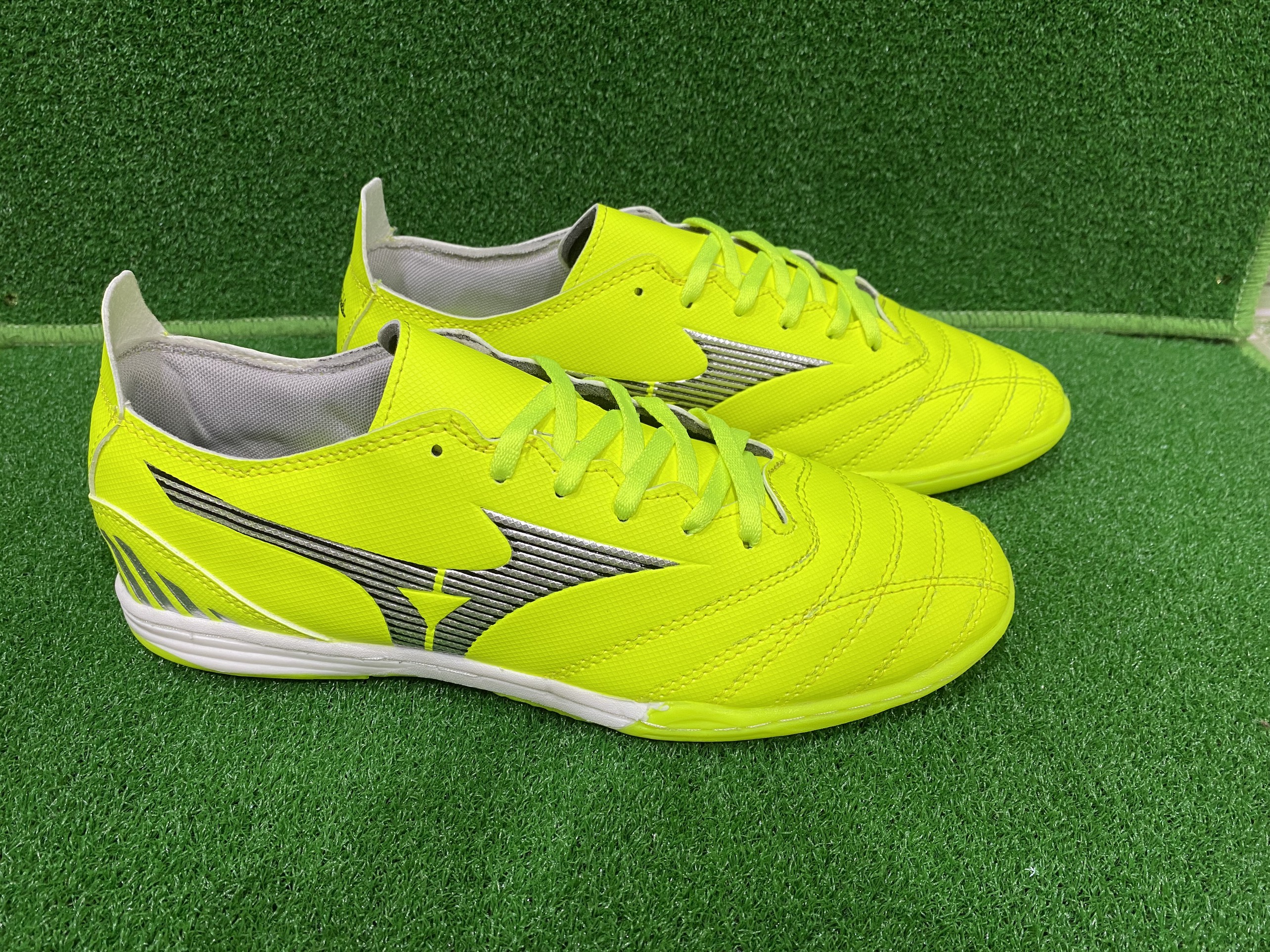 Giày bóng đá mizuno neo đã khâu full đế giày đá bóng futsal đế ic sân sàn gỗ thương hiệu việt xanh chuối ngọc bích