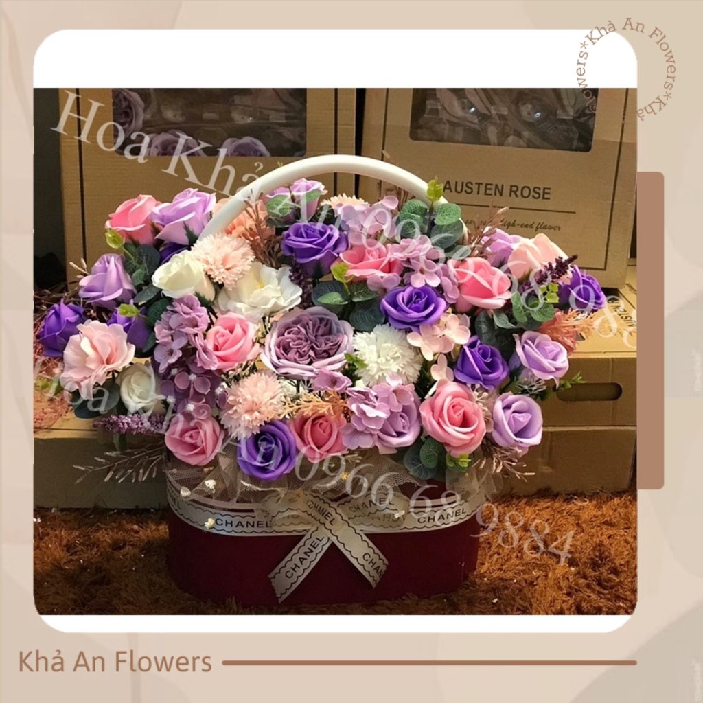 Lẵng hoa sáp mix lụa cao cấp. mẫu thiết kế siêu sang. bền vĩnh cửu. kt: 40x50cm