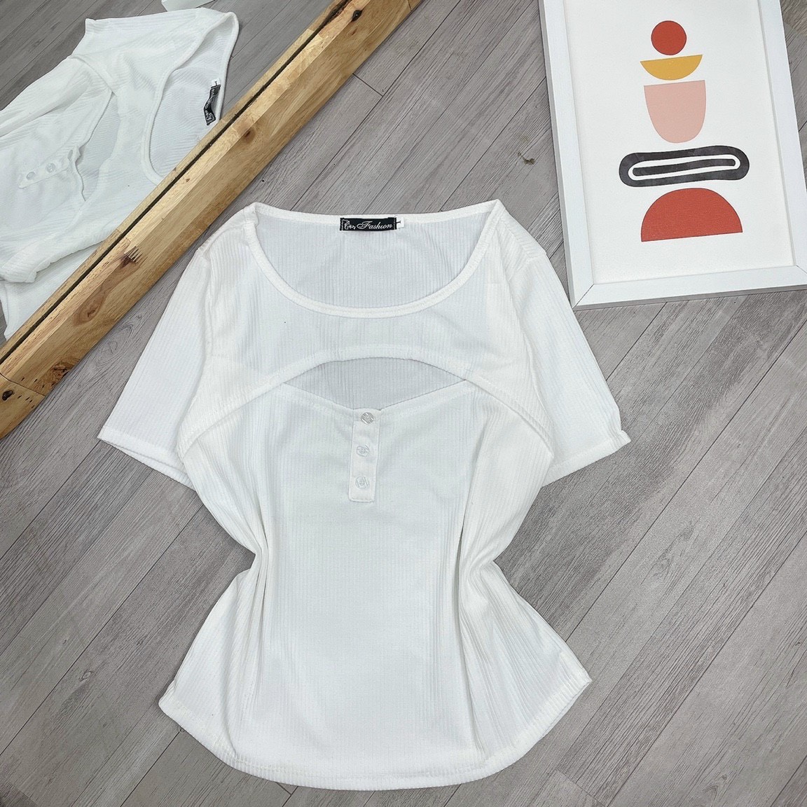 Áo thun tay ngắn xẻ ngực bigsize