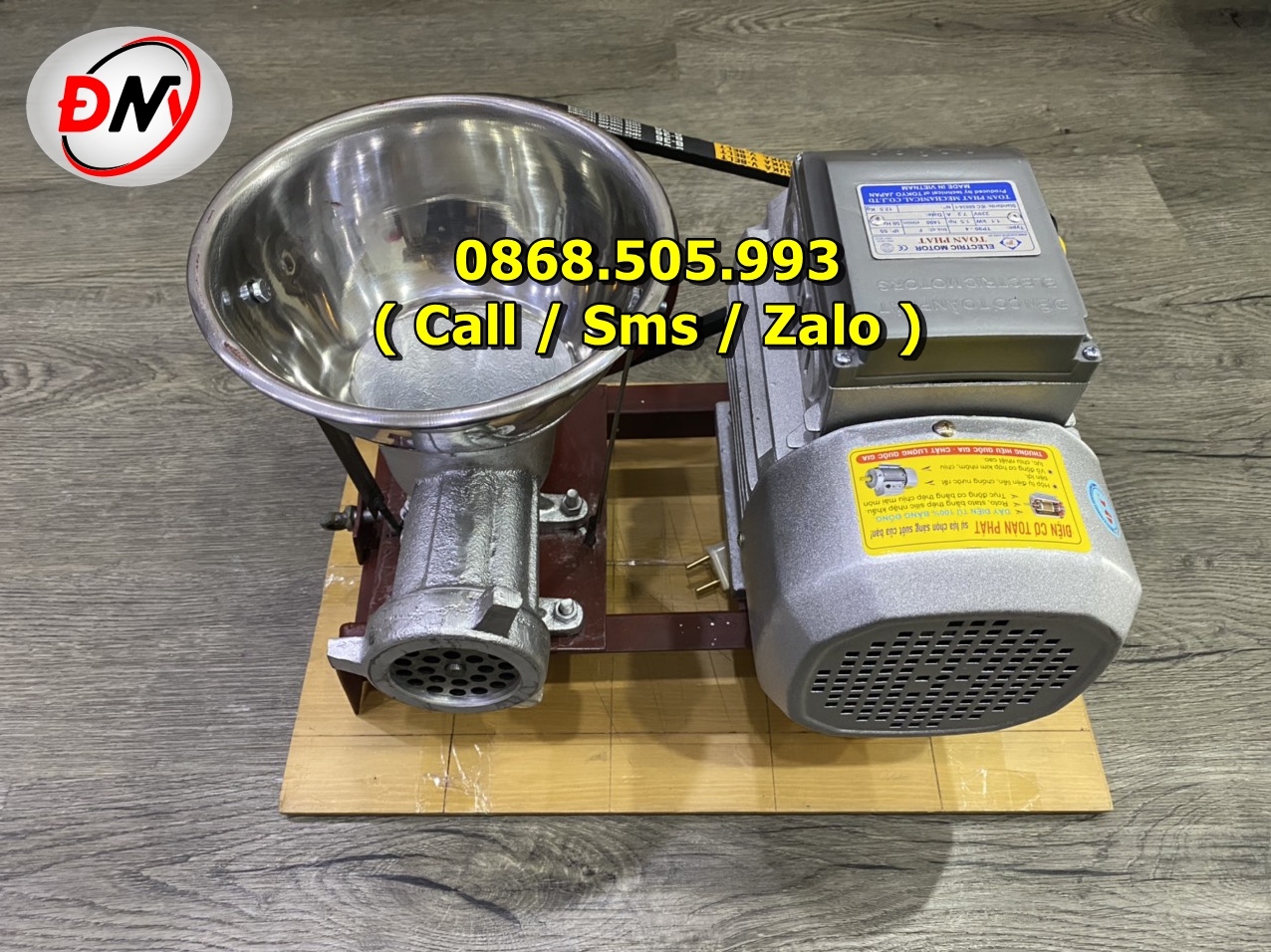 Máy xay sụn gà, ức gà, đầu gà, cổ gà vịt ngan 1.1KW