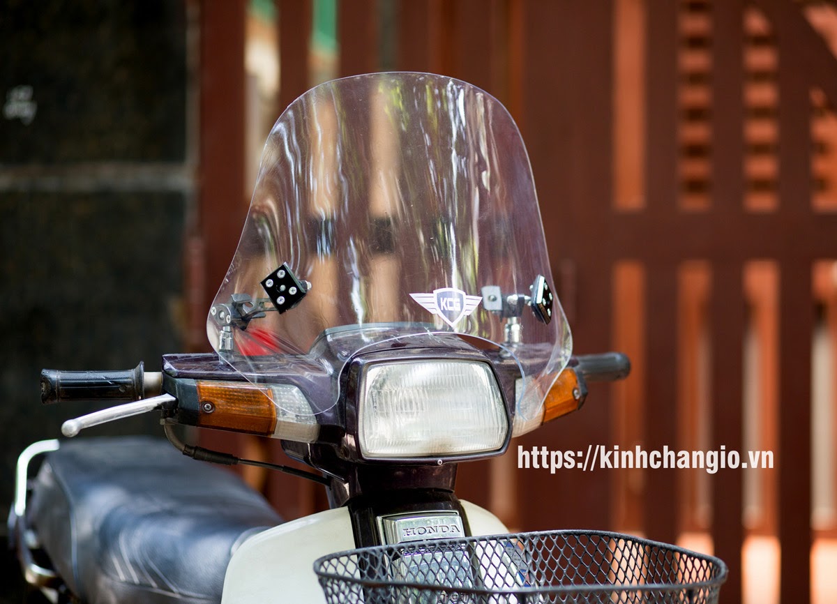 Kính chắn gió xe máy DREAM KCG - KC100DR