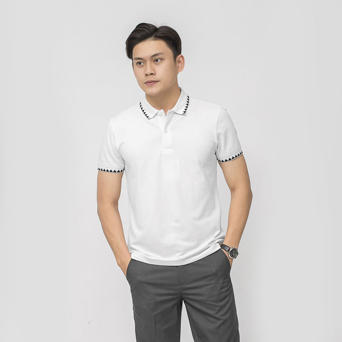 Áo Polo Nam Thời Trang Aristino APS064S9, Phom Dáng Gọn Gàng, Tôn Dáng, Viền Cổ Được Dệt Họa Tiết Tam Giác Năng Động, Ấn Tượng - AFAST VIỆT NAM