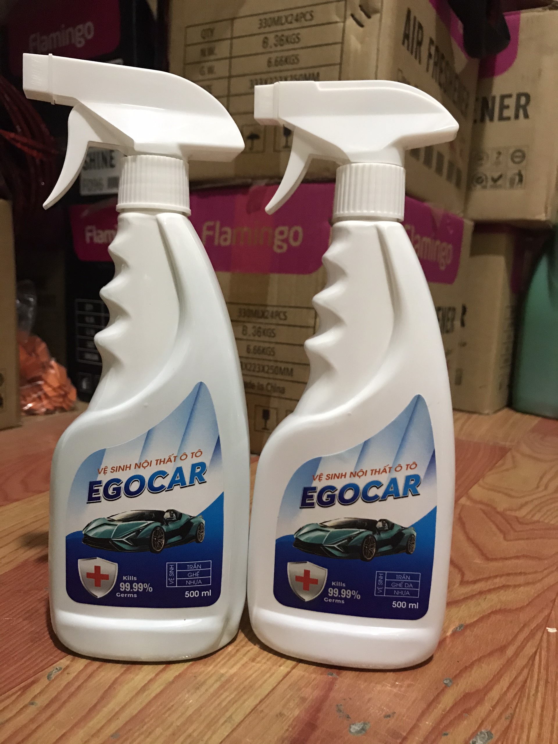 Combo 02 bình dung dịch vệ sinh nội thất ô tô egocar 500ml