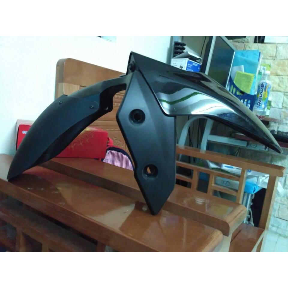 [HCM]Dè Nối Chắn Bùn Bánh Trước Nvx ( Chỉ Gồm Miếng Nối)