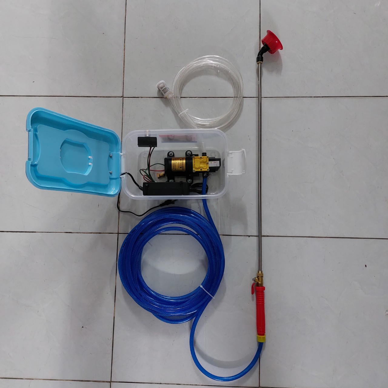 Bộ phun tưới lan và cây cảnh đa năng t111