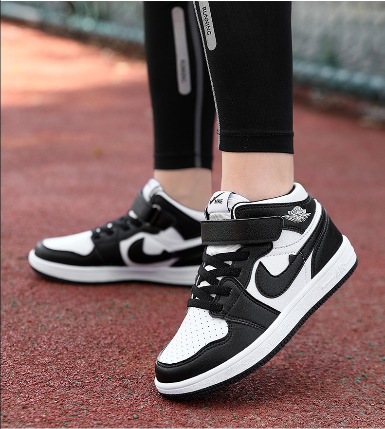 Giày thể thao cao cổ bé trai bé gái phong cách Hàn Quốc Giày học sinh đi học kiểu dáng thời trang da mềm thoáng khí êm chân Giày bé gái bé trai đế chống trơn trượt LHQ160