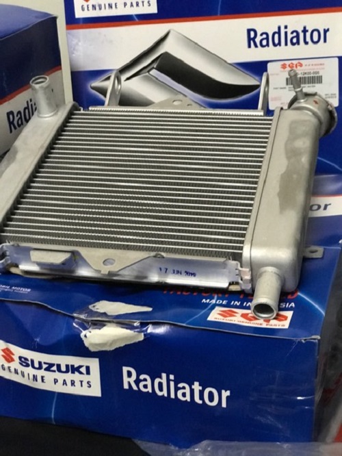 Két nước Suzuki Satria Fi Raider Fi chính hãng
