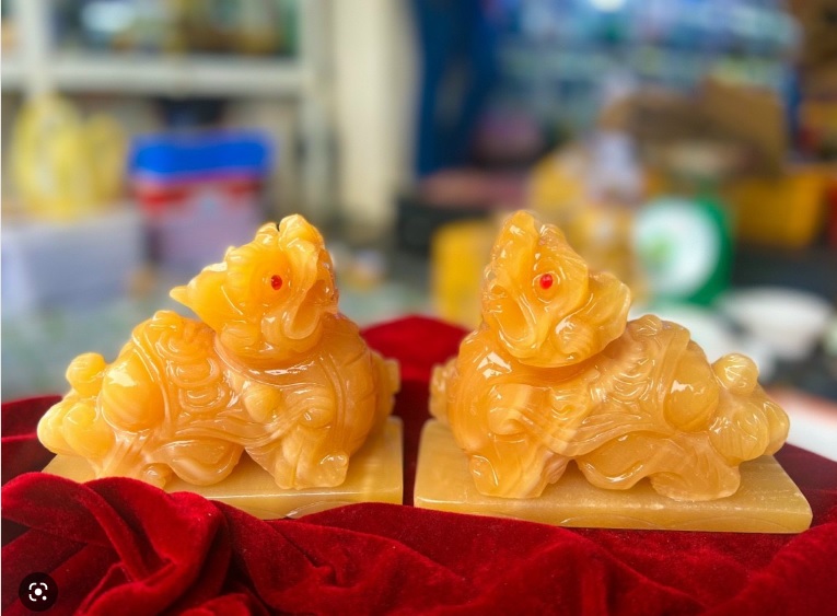 Cặp Tỳ hưu Phong thủy đá ngọc Hoàng long
