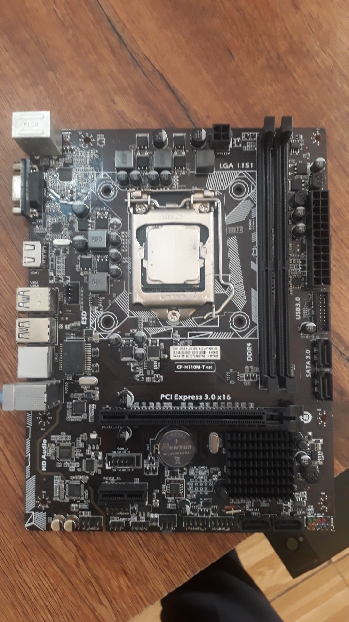 Mainboard Colorful H110M-T Plus V20 hỗ trợ cpu thế hệ 6 và thế hệ 7 còn bảo hành hãng đến tháng 01/2022,ko có chặn main