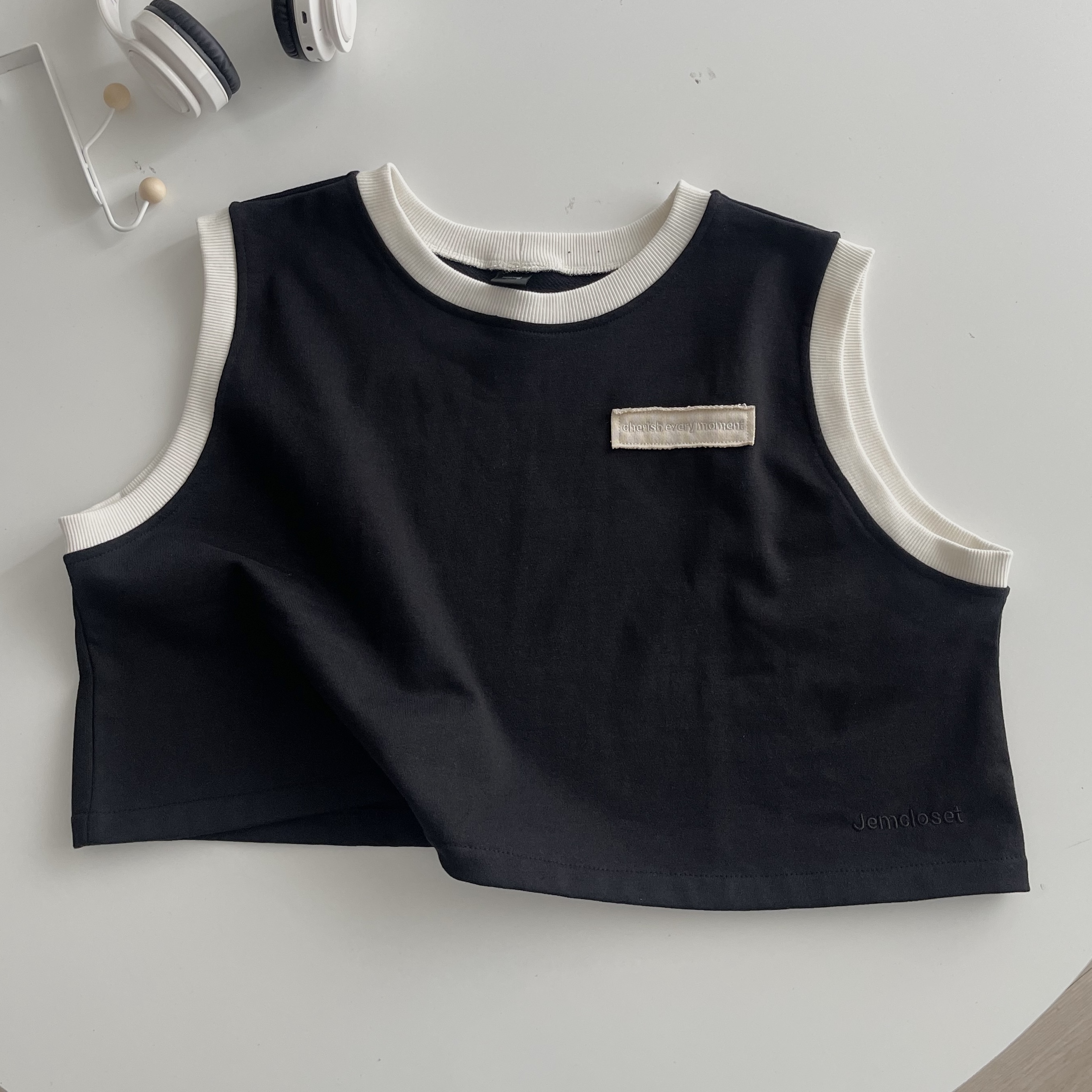 Áo croptop gile croptop nữ jem studio dáng ngắn form rộng chất vải chân cua dày dặn dễ phối đồ farra 10455