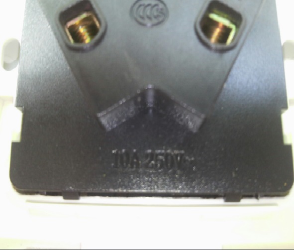 Mặt ổ cắm 3 lổ dẹt 10A 250V