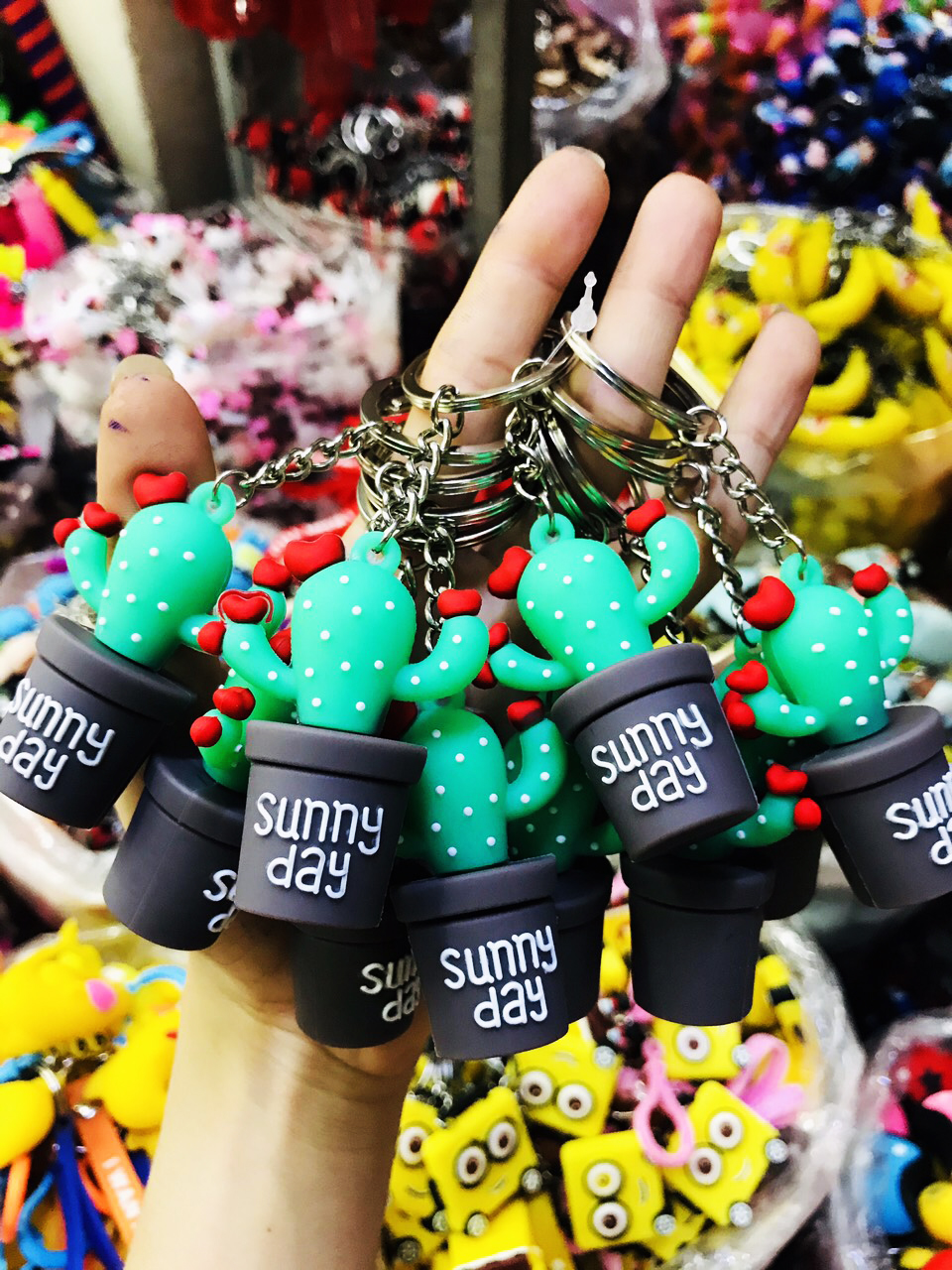 ( mẫu NGẪU NHIÊN ) Móc gắn chìa khóa siêu cute dùng trang trí balo túi xách nam nữ thời trang BEE GEE