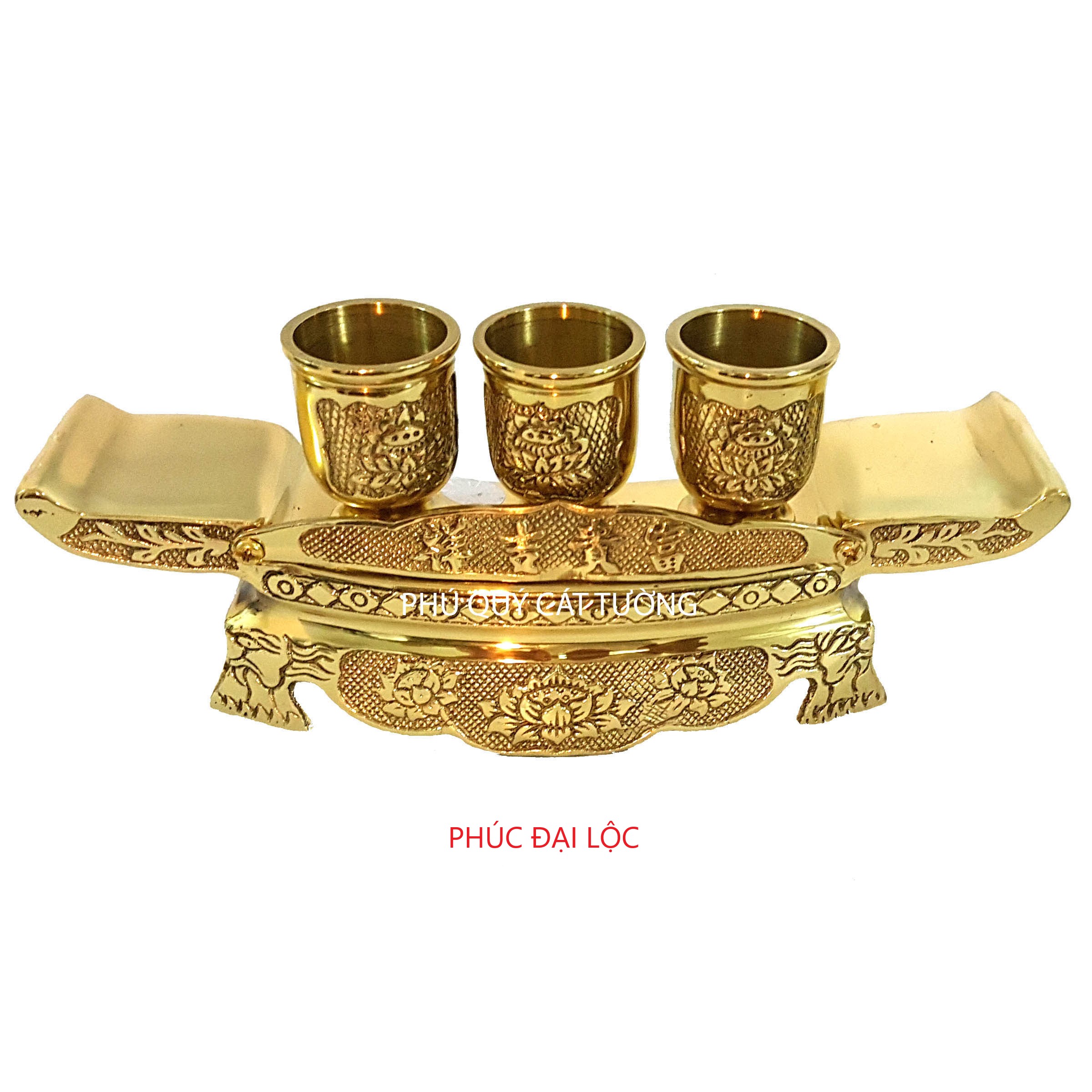 Khay 3 chén nước thờ bằng đồng  màu vàng sáng bóng