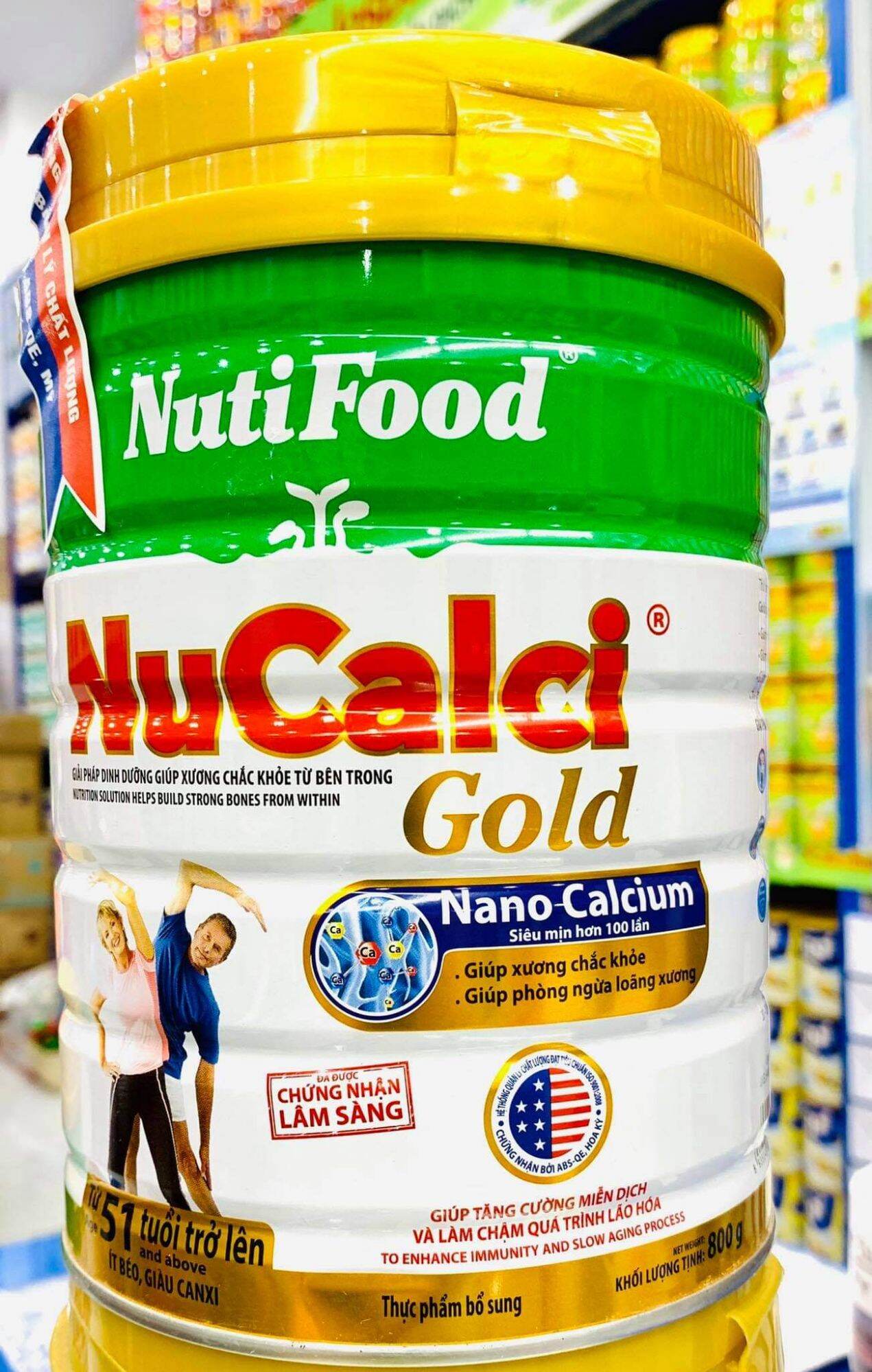Sữa bột tuổi dành cho người từ 51 trở lên nutifood nucalci gold 800g