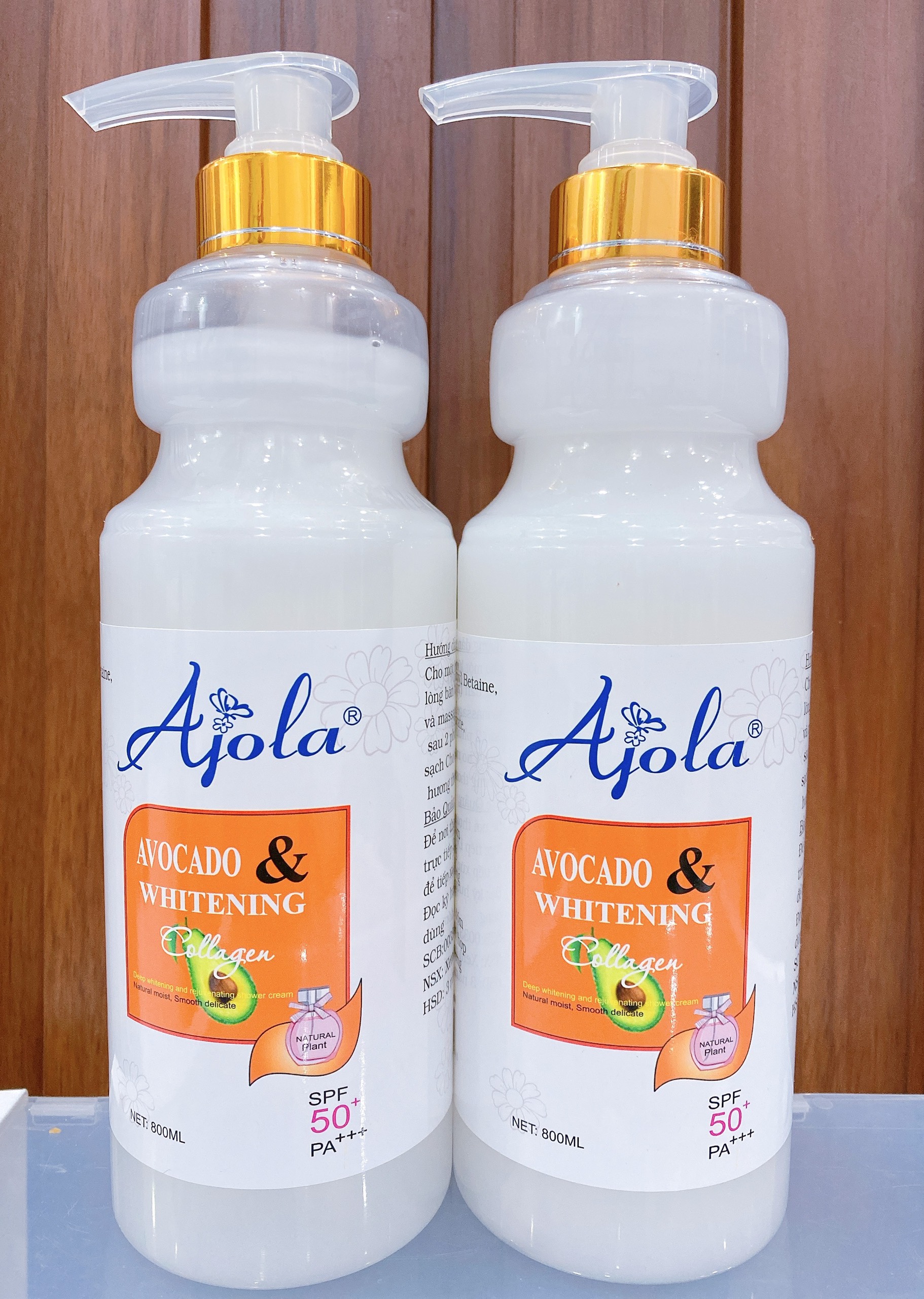 Sữa tắm trắng da collagen ajola bơ sữa 800ml
