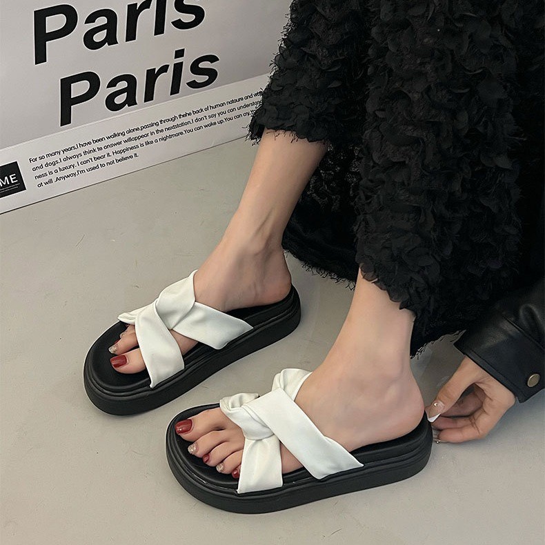 Dép nữ đế xuồng cao cấp quai chéo đế 3cm kiểu dáng hottrend