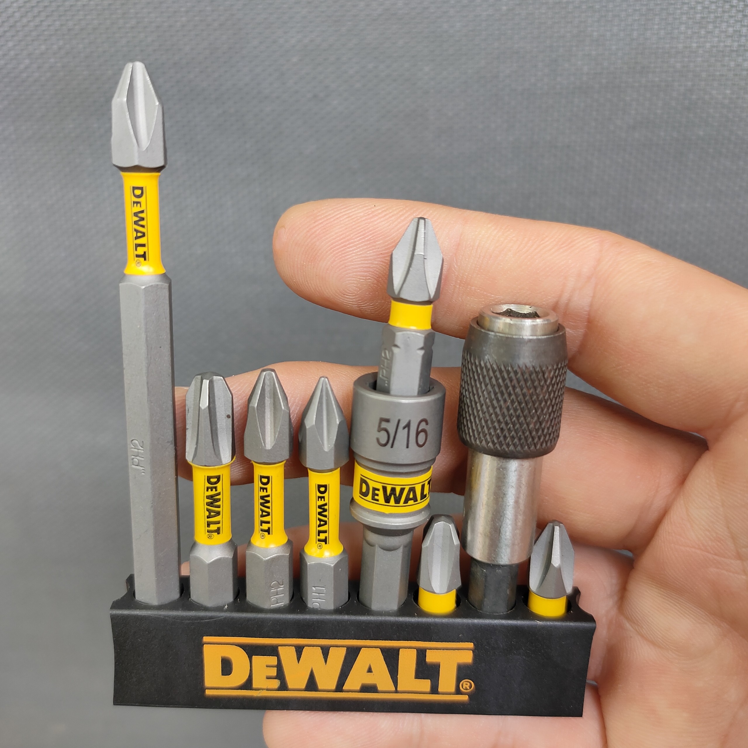 [HCM]Combo Mũi Vít Dewalt Socket ( Loại Thép Đen )