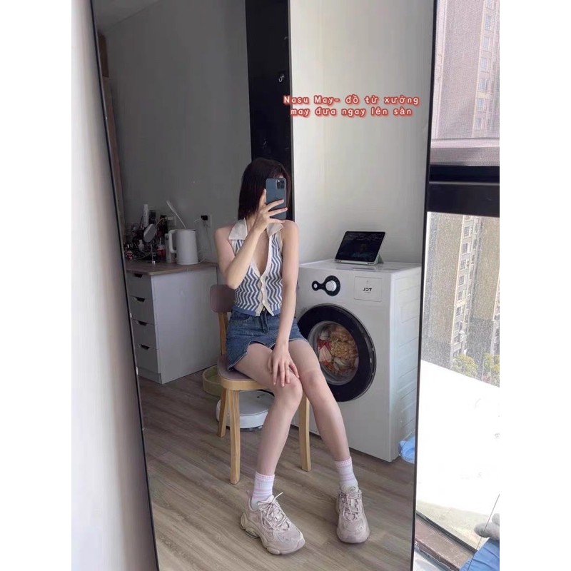 Áo Croptop Nữ Kẻ Sọc 3 Lỗ Cúc Cài 🦋 Áo Crt Nữ Hở Lưng Cổ Bẻ 3 Màu 🦋